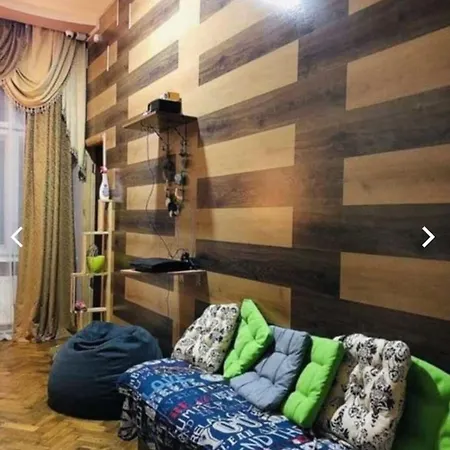 Hostel леосфера